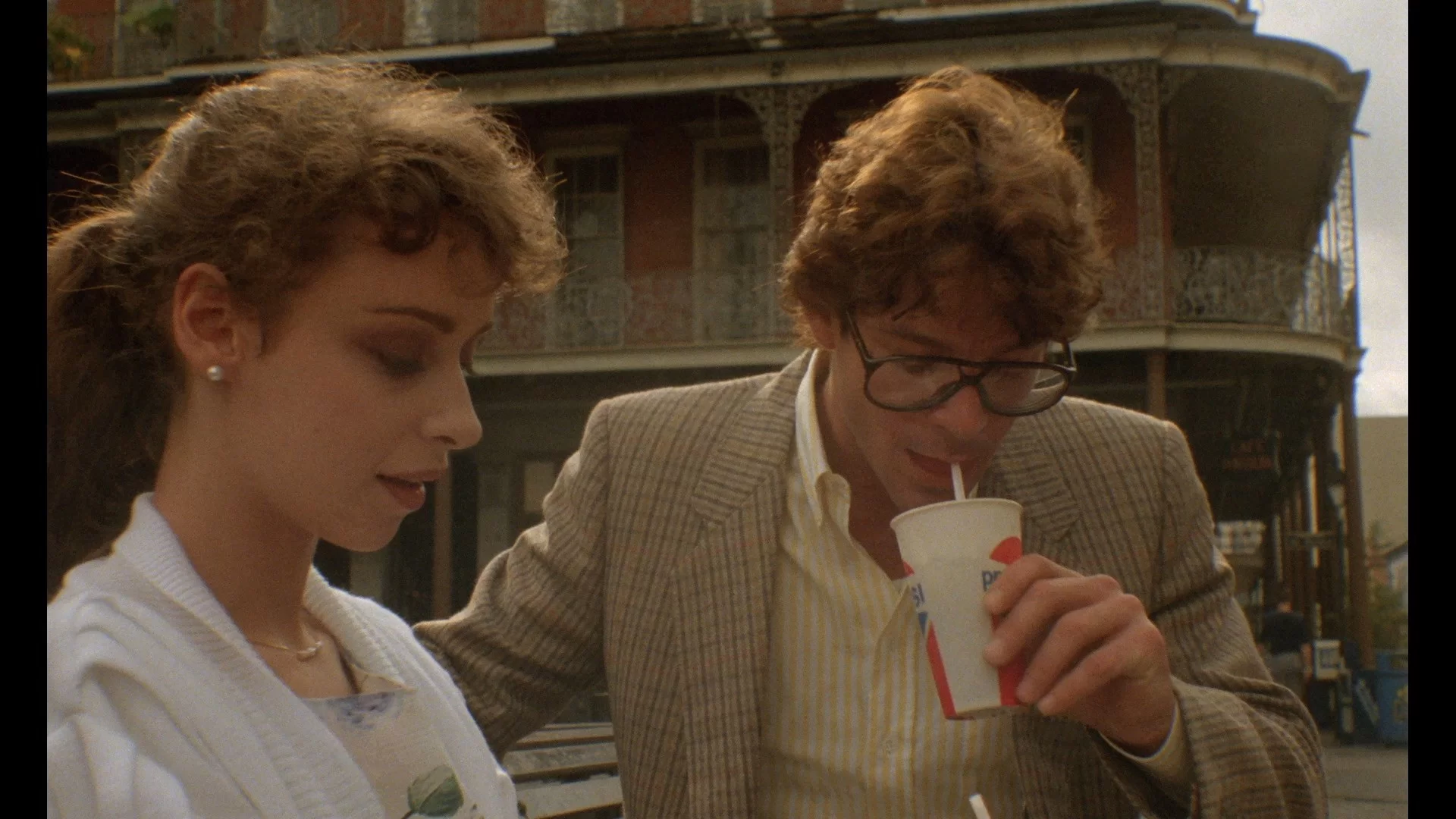 02 - Eleven Days Eleven Nights 1987 PDV 1080p BluRay REMUX AVC LPCM 20-TVS.mkv_snapshot_00.38...webp