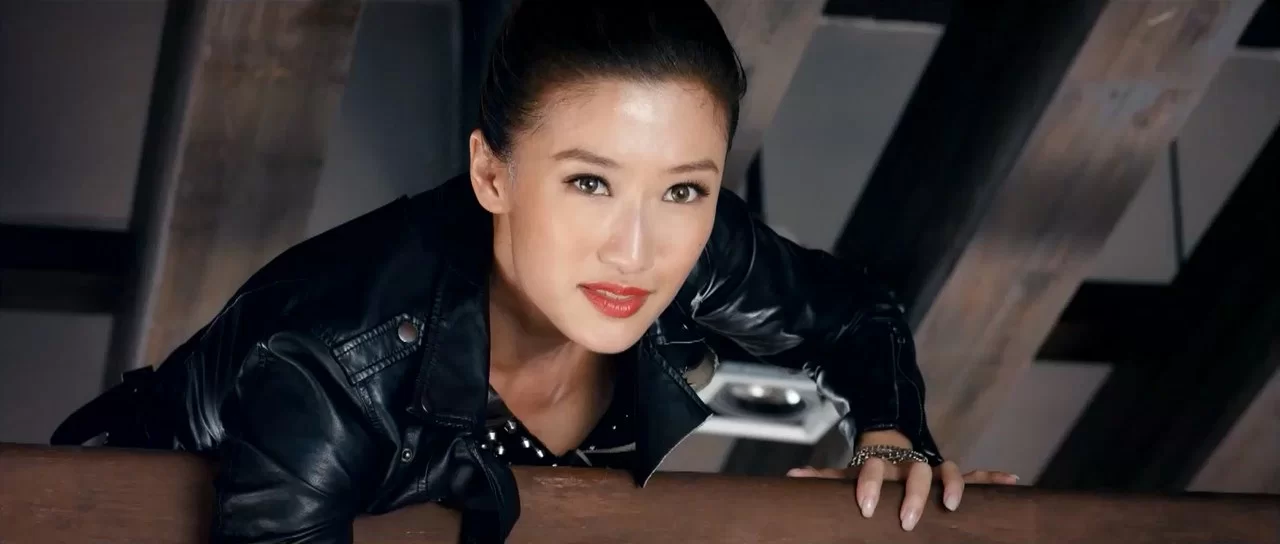 02 - Naked Soldier 2012 ViE 720p HDTV AC3x264-VAV.mkv_snapshot_01.26.45.286.webp