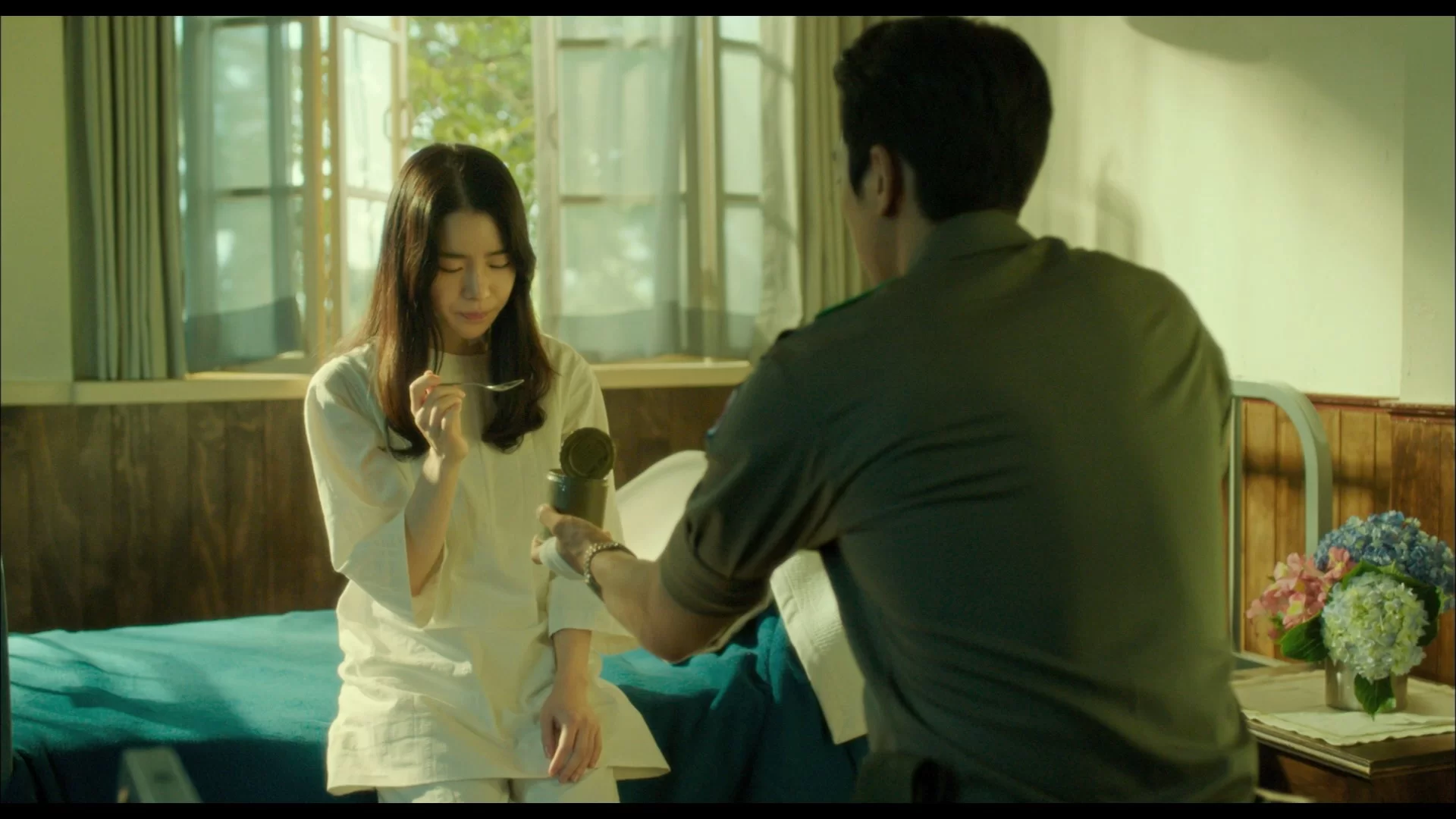 02 - Obsessed 2014 ViE 1080p BluRay Remux AVC DTS-HD MA 5.1.mkv_snapshot_00.28.01.597.webp