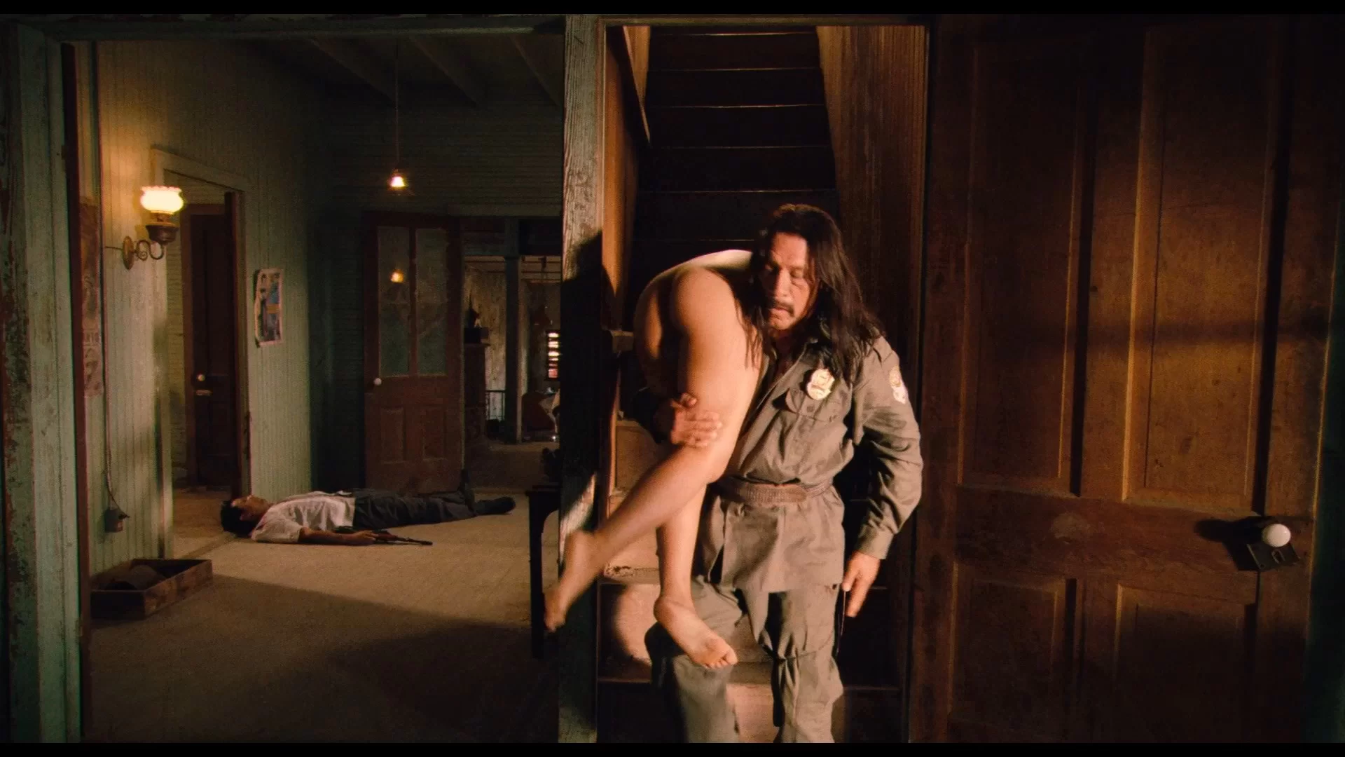 02 - PDV - Machete 2010 1080p BluRay REMUX.AVC DTS-HD MA5.1-TapDoanSatThu.mkv_snapshot_00.03....webp