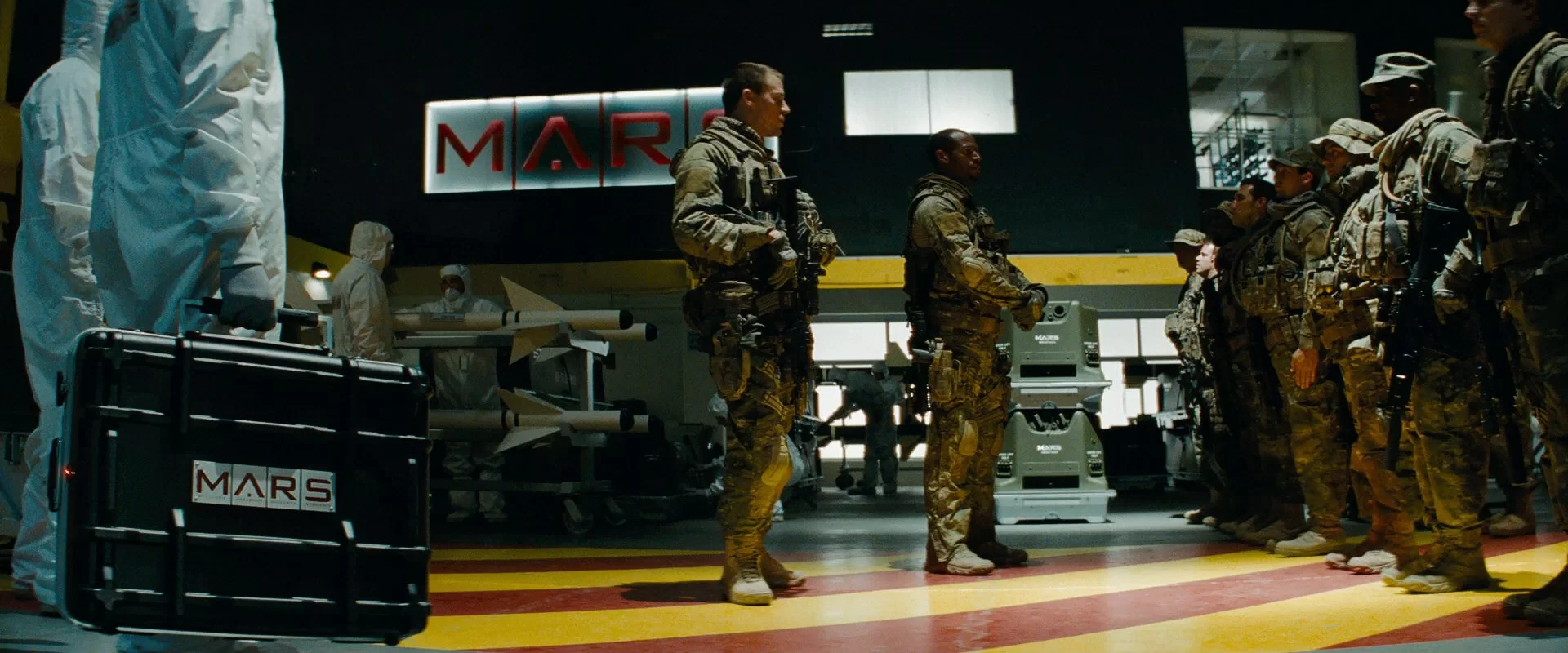 02 - TAD_G.I.Joe.The.Rise.of.Cobra.2009.1080p.BluRay.DTS.x264-HiDt.mkv_snapshot_00.04.39.320.webp