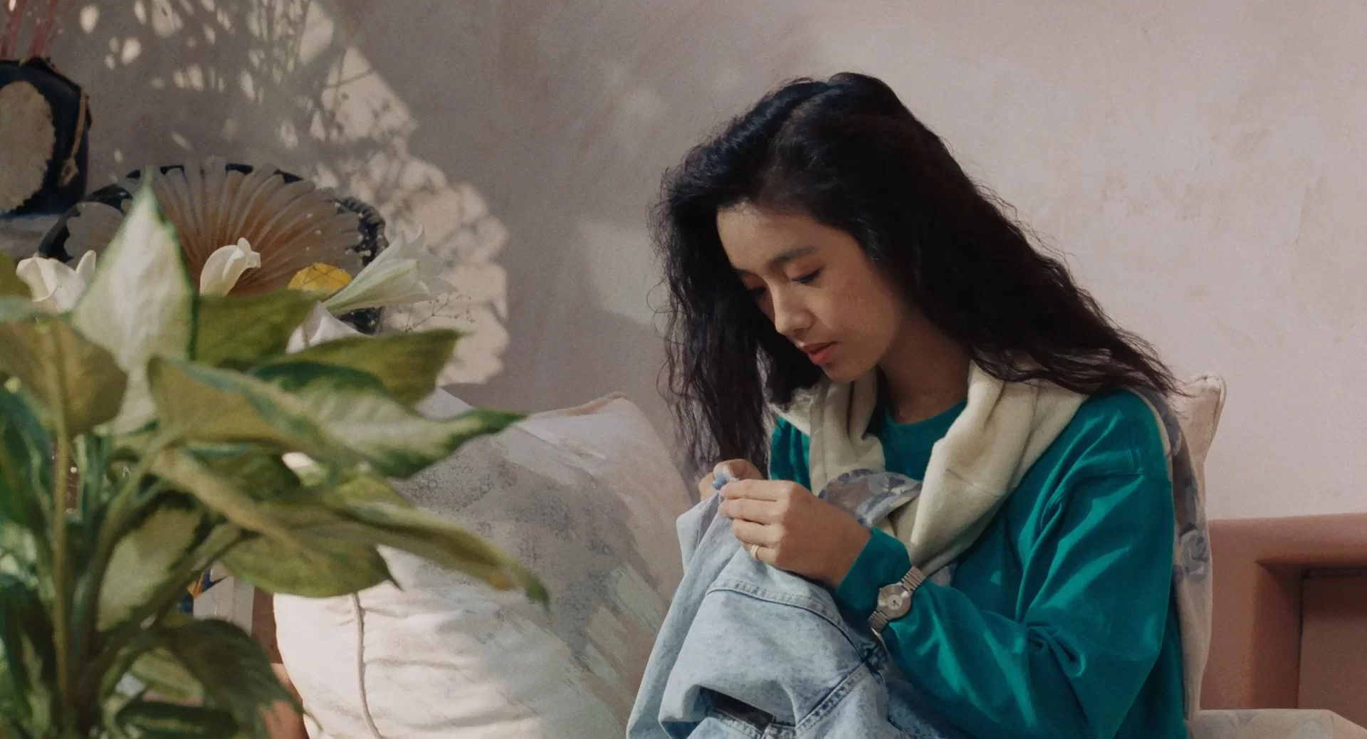 02 - TM - PDV - A Moment of Romance 1990 ViE 1080p BluRay DD2.0x264-ThienNhuocHuuTinh.mkv_sna...webp