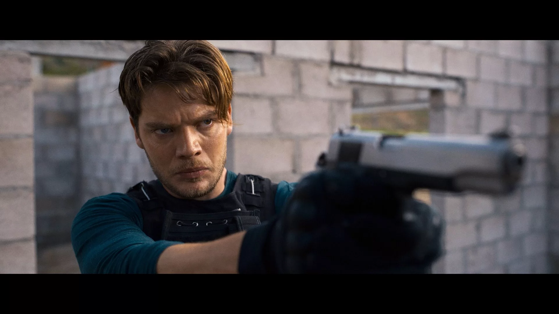 03 - PDV - Eraser 02 - Reborn 2022 1080p BluRay REMUX AVC DTS-HD MA 51-KeXoaSo 02.mkv_snapsho...webp