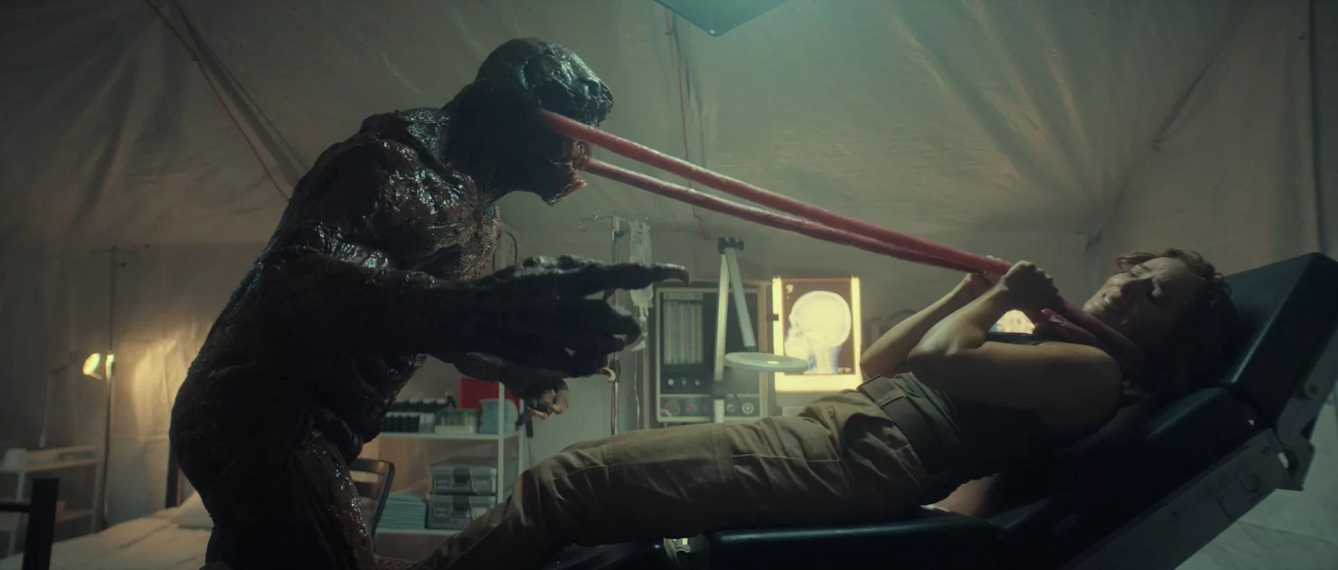 03 - PDV - The Lair 2022 1080p BluRay DTS-HD MA 51x264- Hang O.mkv_snapshot_00.44.30.209.webp