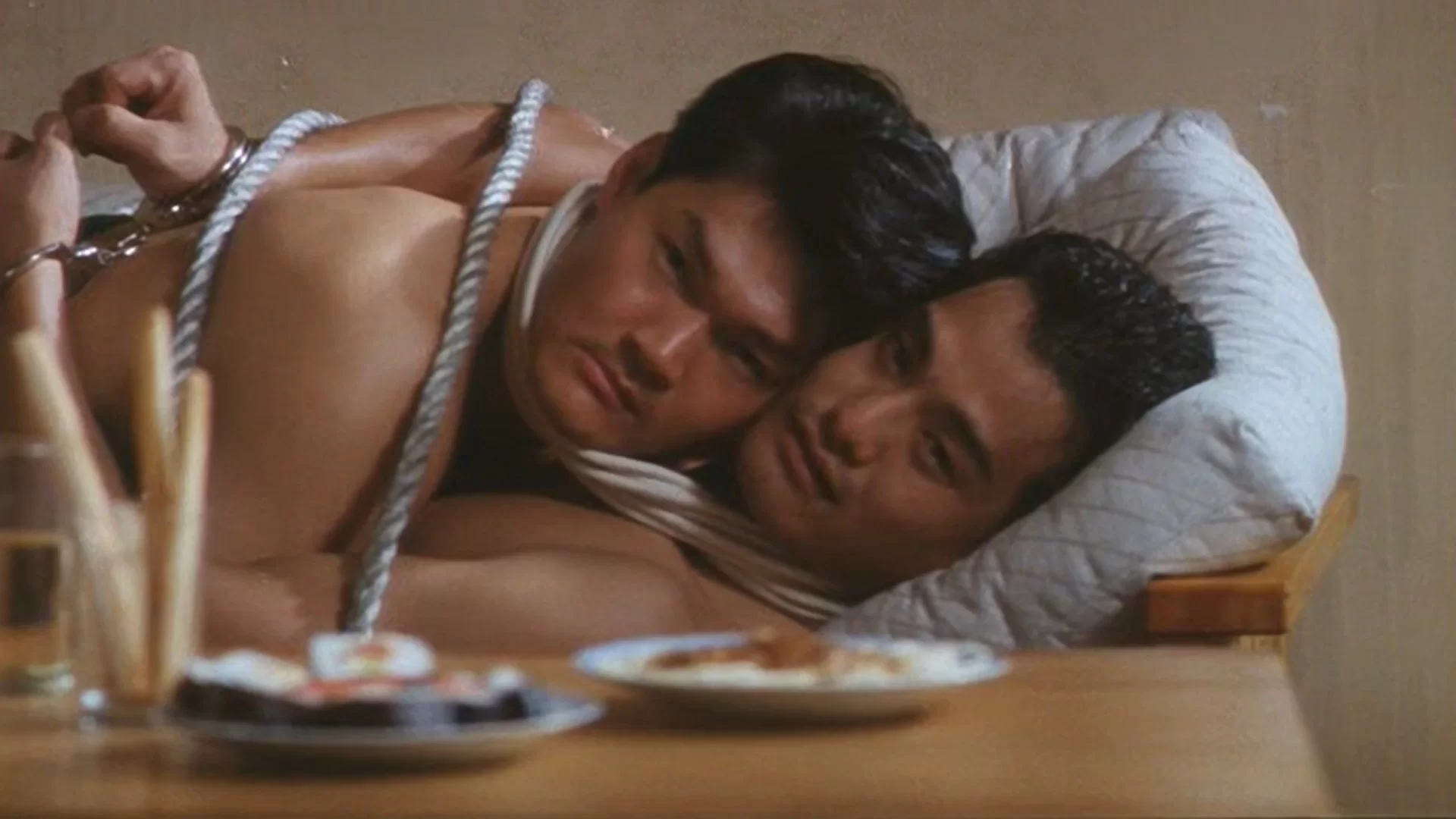 03 - Sisters in Law 1992 VIE 1080p WEB-DL DD20 x264.mkv_snapshot_01.22.12.327.webp