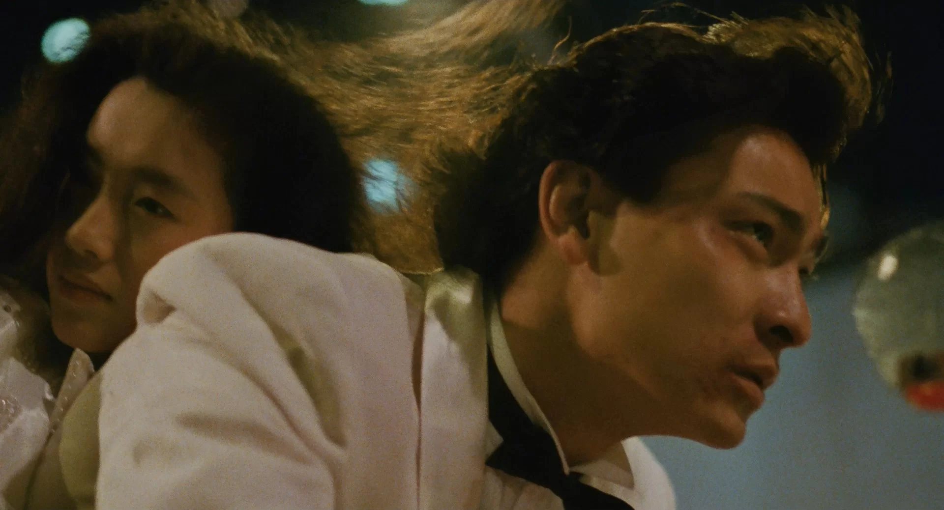 03 - TM - PDV - A Moment of Romance 1990 ViE 1080p BluRay DD2.0x264-ThienNhuocHuuTinh.mkv_sna...webp