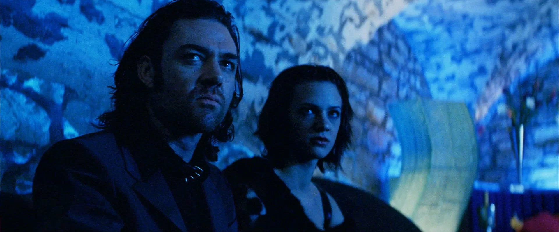 03 - xXx 2002 BluRay 1080p DTSx264 dxva-EuReKA.mkv_snapshot_00.36.05.083.webp