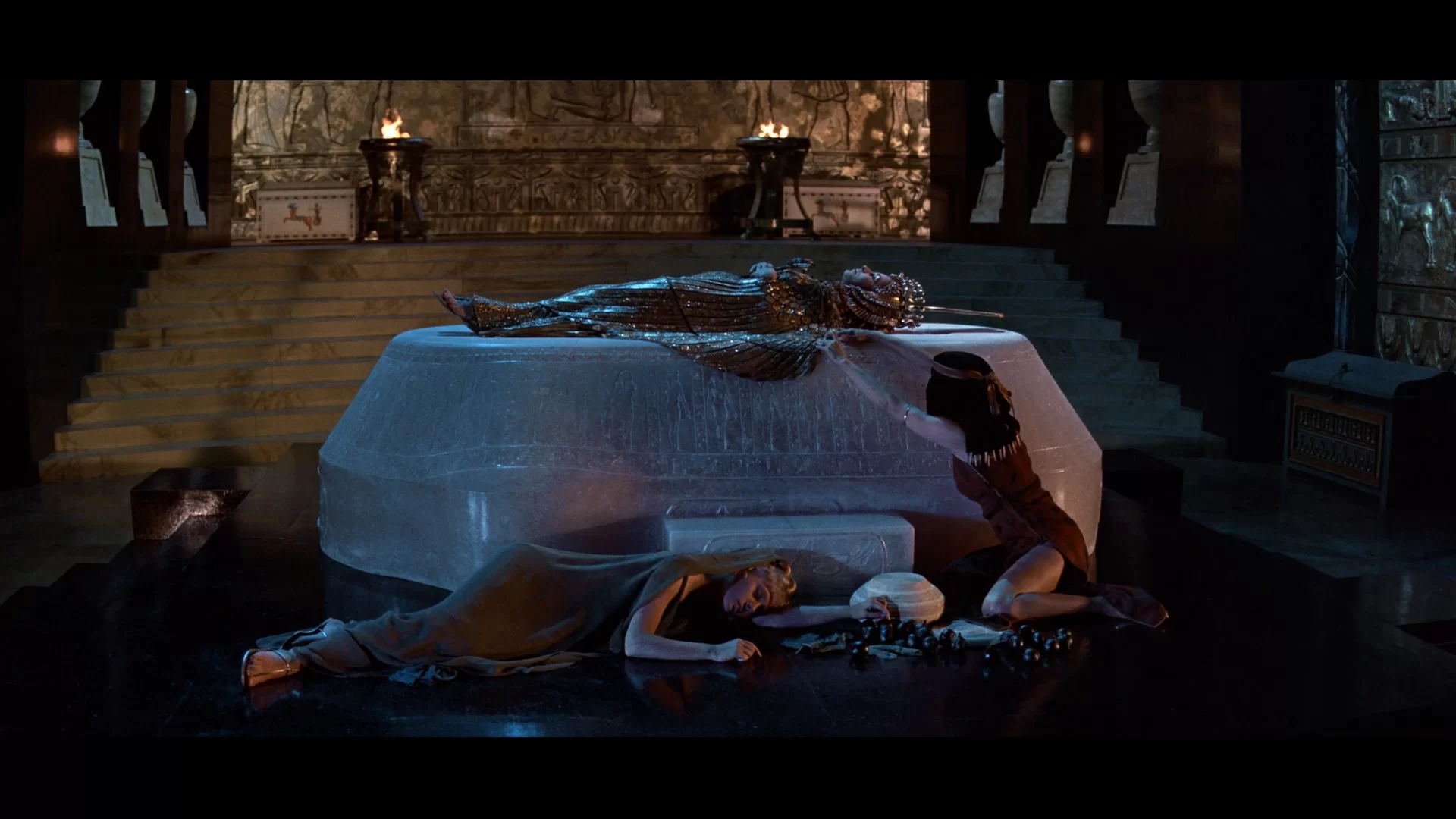 04 - Cleopatra PII 1963 50th Anniversary Edition 1080p BluRay REMUX AVC DTS-HD MA51-NTL.mkv_s...webp