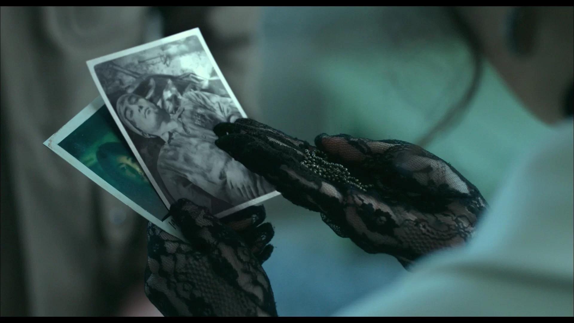 04 - Obsessed 2014 ViE 1080p BluRay Remux AVC DTS-HD MA 5.1.mkv_snapshot_02.07.40.111.webp