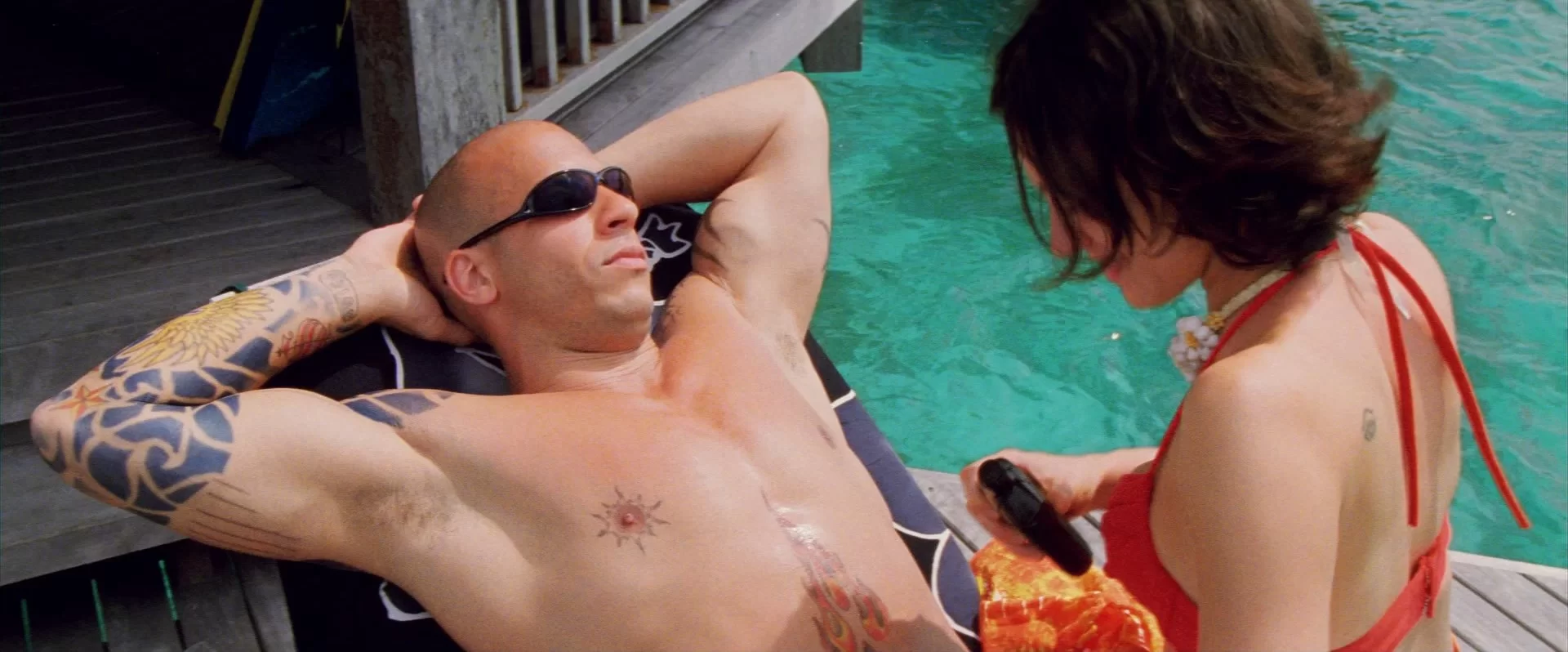 04 - xXx 2002 BluRay 1080p DTSx264 dxva-EuReKA.mkv_snapshot_01.53.34.485.webp