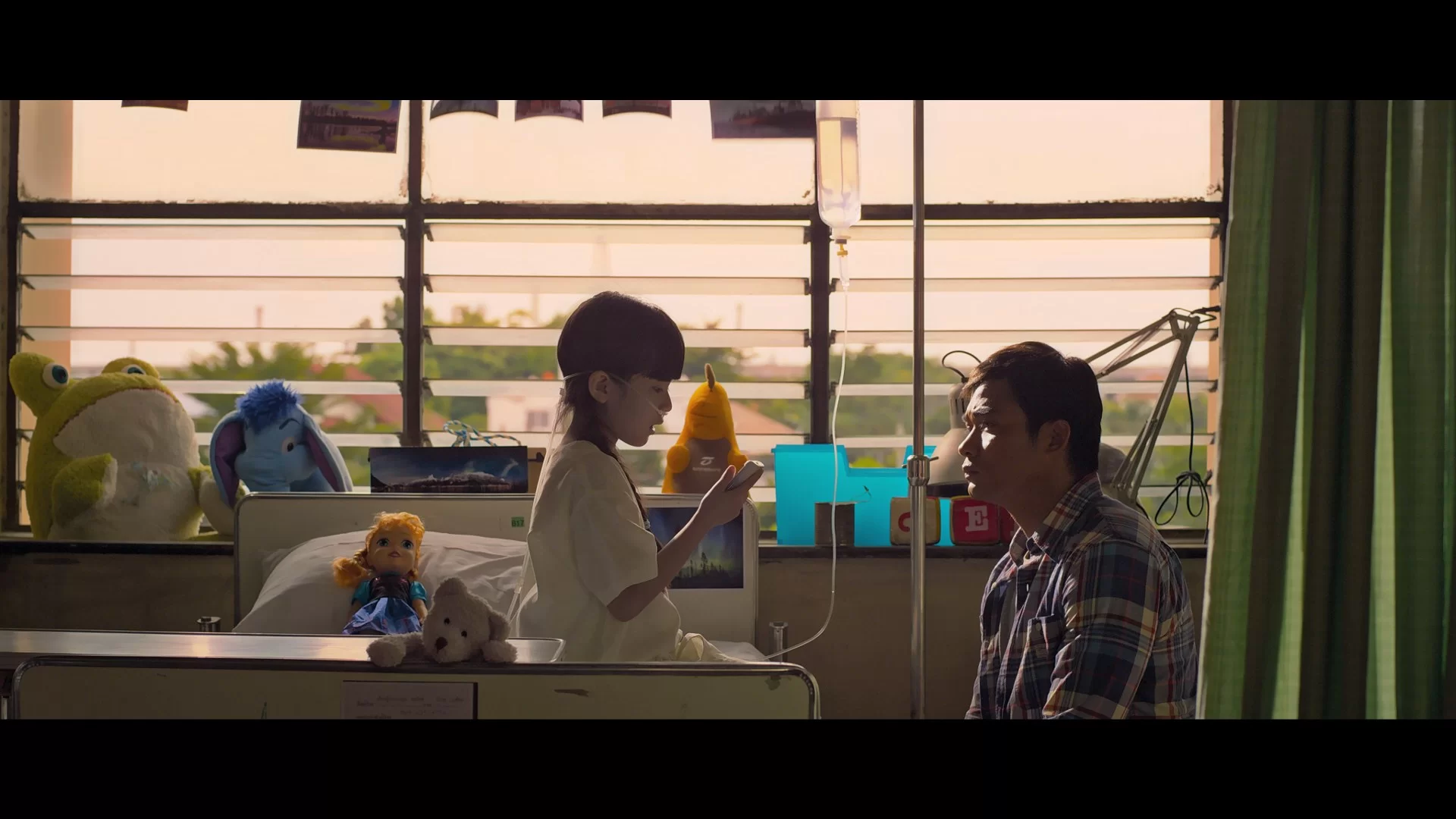 A Time For Consequences 2015 ViE 1080p ReMUX AVC DTS-HDMA 71-SDT.mkv_snapshot_01.01.36.917.webp